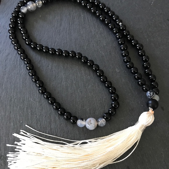 ✨Charged✨ Onyx and Lepidolite gemstone meditation Mala necklace/bracelet 108 - Picture 5 of 5